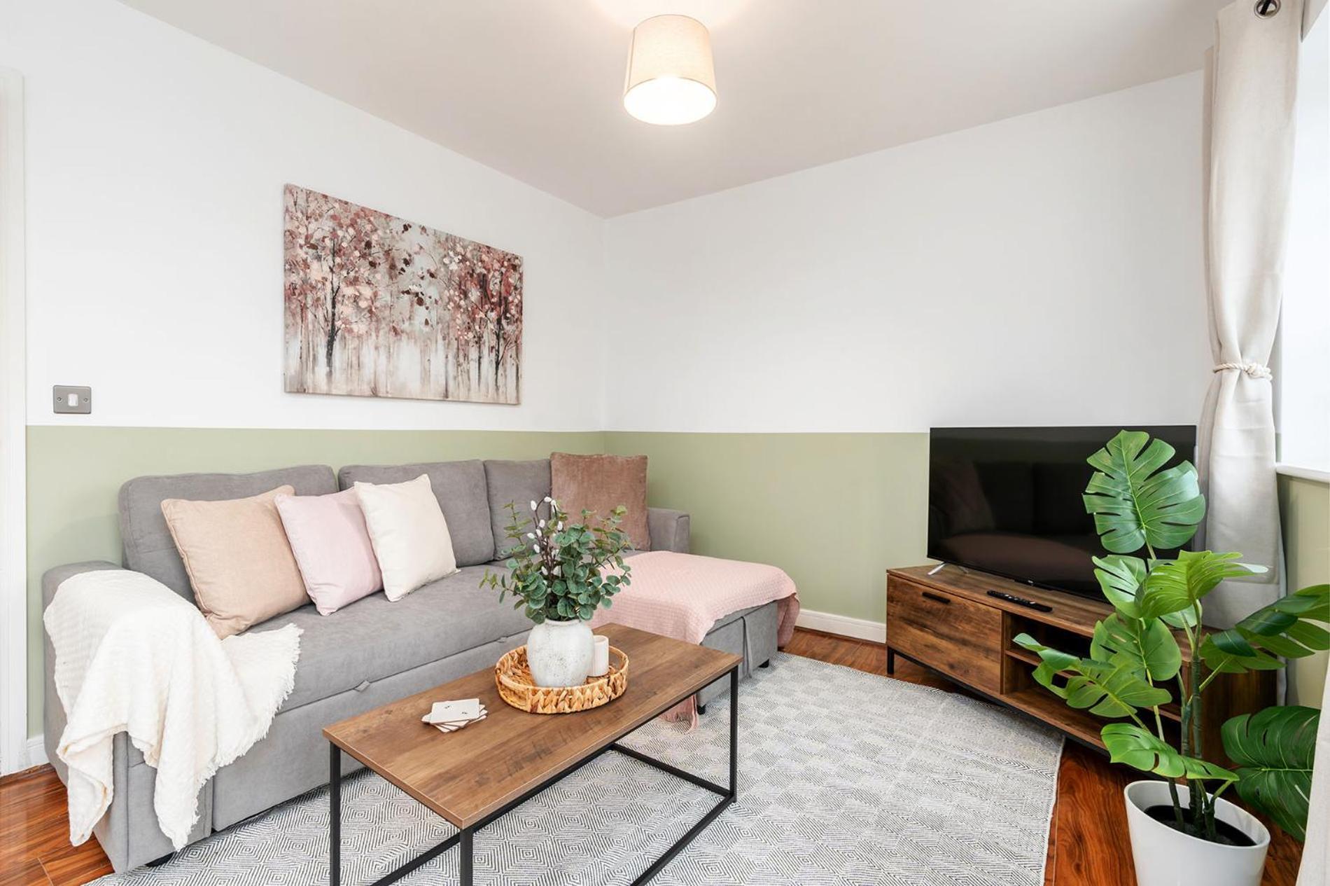 6 Guests - 3 Bedrooms - Free Wi-Fi - Manchester Exterior photo